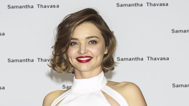 Миранда Кер дебютира с нова шик прическа