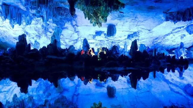 Топ 10 на най-невероятните пещери в света