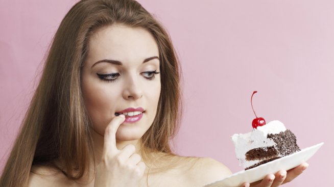 Как да се противопоставите на навика си да ядете сладко