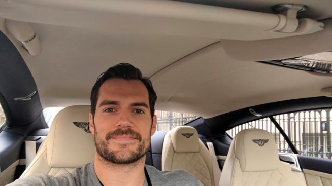 Хенри Кавил сподели видео в памет на... мустака си