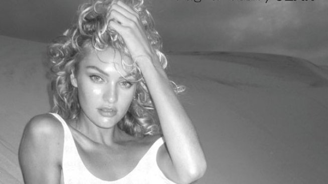 Съседка за секс: Кандис Суонепол