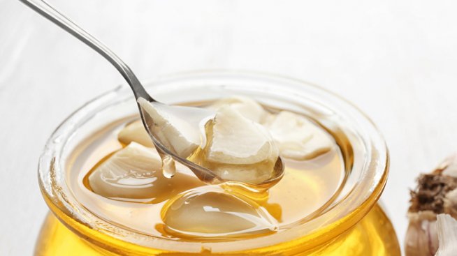 Мед с чесън и килограмите се топят