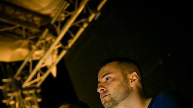 Bedroom Beach открива летния сезон с музика и много сексапил