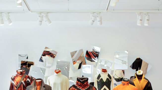 Спортен футуризъм и звезден блясък