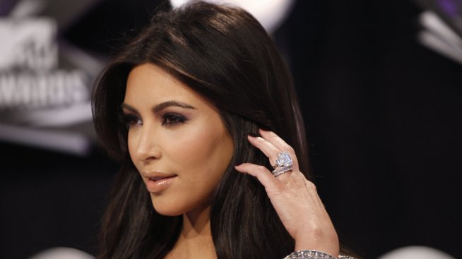 Съпругът на Ким Кардашян щял да я съди
