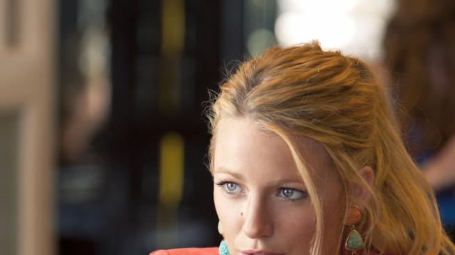 Райън Рейнолдс се заигра с Блейк Лайвли