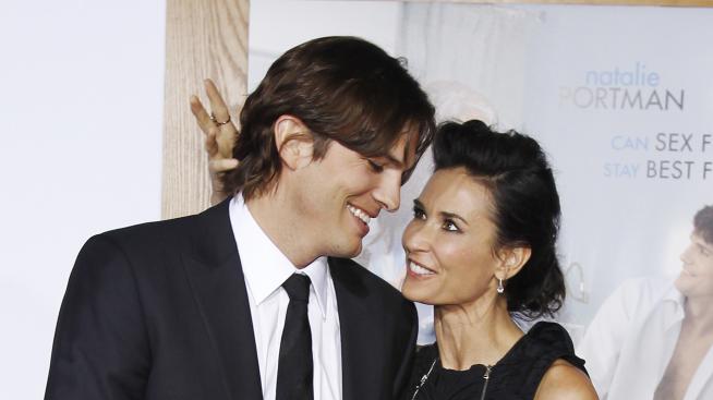 Аштън ще спасява брака си с Лексус