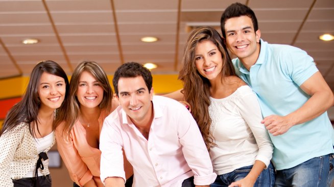 Защо не трябва да се срещате с някой от приятелския си кръг