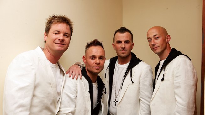 East 17 се завръщат