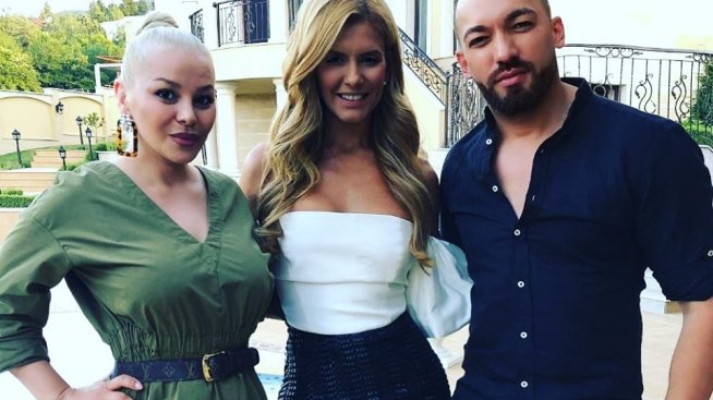 Анелия събра приятели за рождения си ден