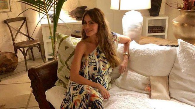 София Вергара с пикантен кадър в леопардов бански