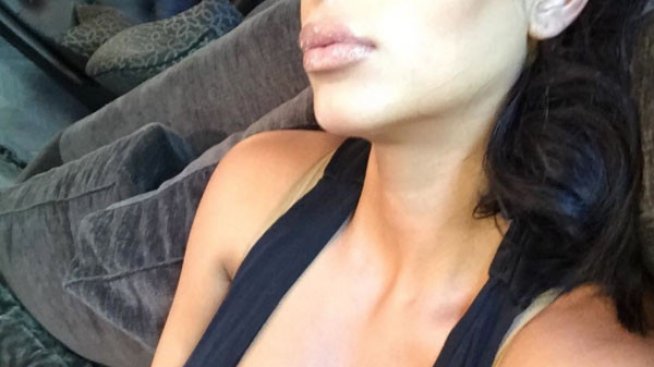 Защо се подуват гърдите ви?