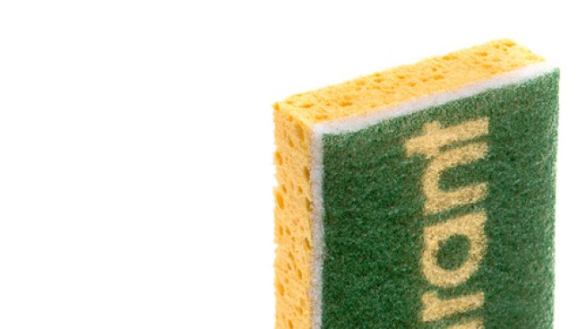 Мед, гъба за чинии, каска... Всичко висша мода!