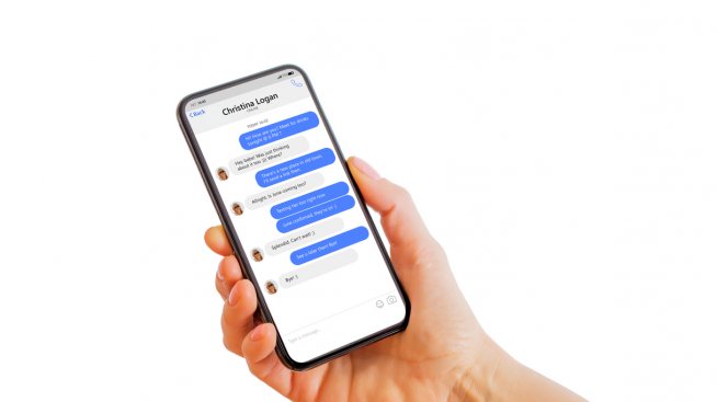 4 зодии, които не обичат общуване чрез съобщения