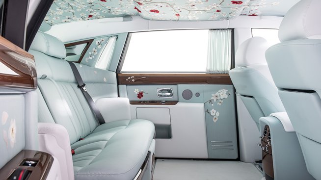 Вижте уникалния поръчков Ролс-Ройс