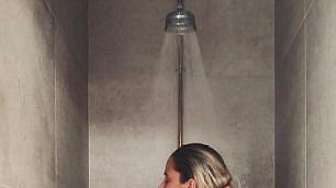 Манията по голямо дупе: Трансформацията на дизайнерка на бельо