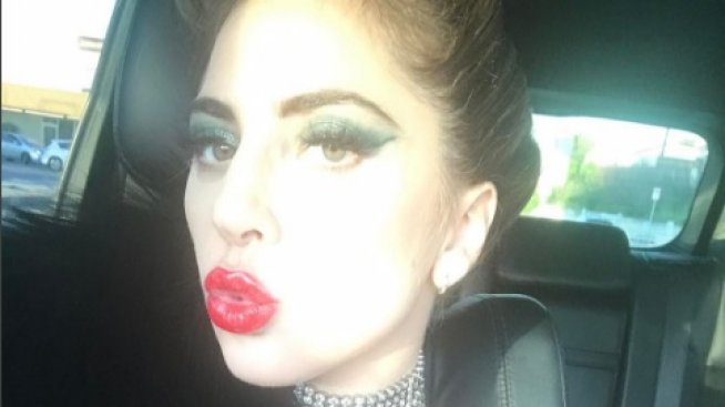 Чар или бедствие: Лейди Гага вече не е блондинка