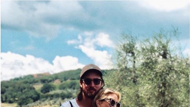 Кейт Хъдсън и Дани Фуджикава в трескава подготовка за появата на бебето