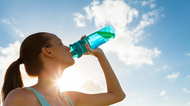 Правилният начин да пиете вода