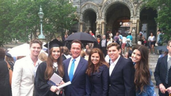 Арнолд и Мария не бързат никак с развода