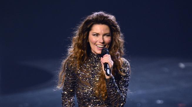 Шаная Туейн се  появи на сцената след  8-годишна пауза