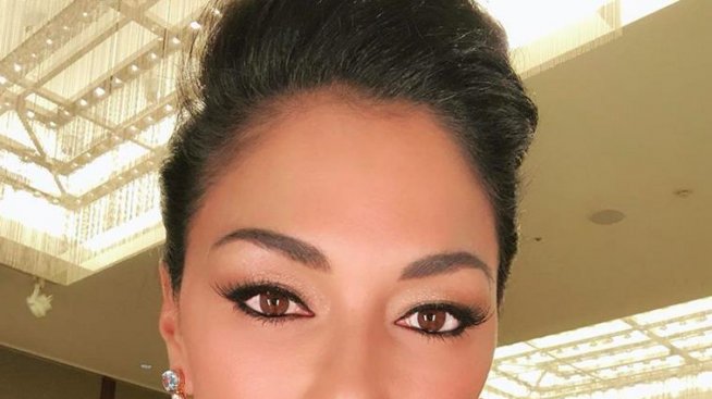 Никол Шерцингер се похвали с уникално колие