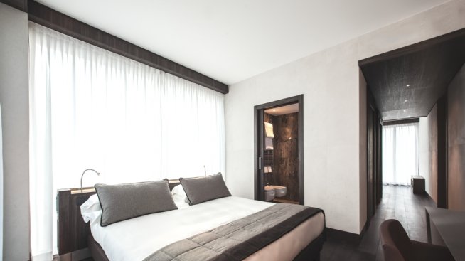 Модерен хотел в сърцето на Милано