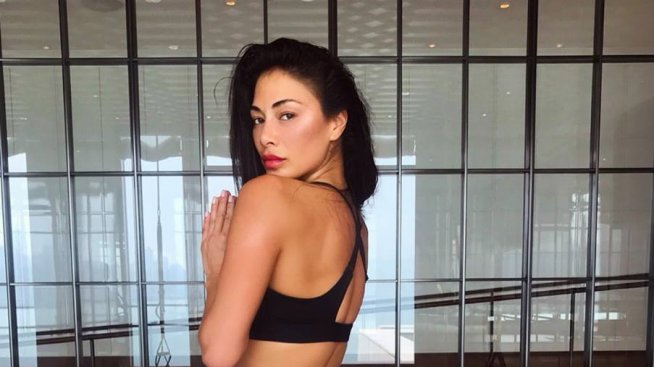 Никол Шерцингер показа секси тяло