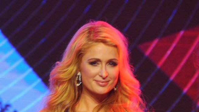 Парис Хилтън стана диджей на годината сред жените