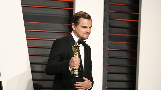 Разследващи: Леонардо ди Каприо да върне Оскар-а!