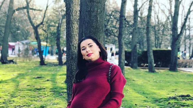 Кобилкина се усъвършенства в йогата за бременни