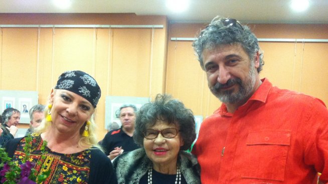 Нона Йотова и Кирил Ефремов като „Джина и Фидел“