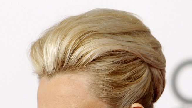 Джени Маккарти търси мъжкар в интернет