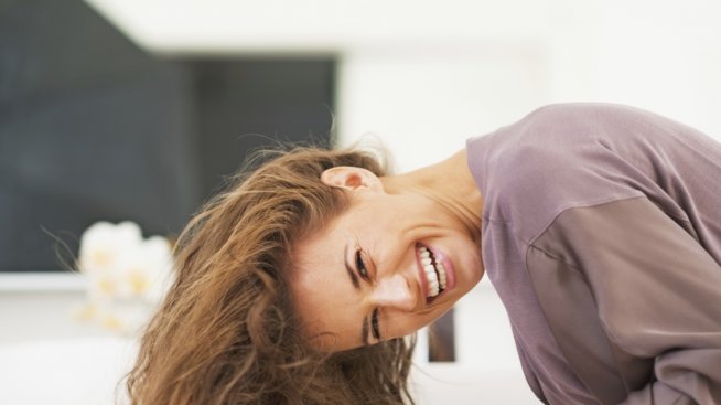 Как да изсушим правилно къдрава коса?