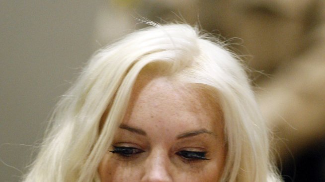 Линдзи Лоън пак загази