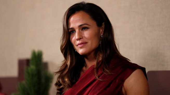 След развода: Дженифър Гарнър най-сетне тръгна по срещи