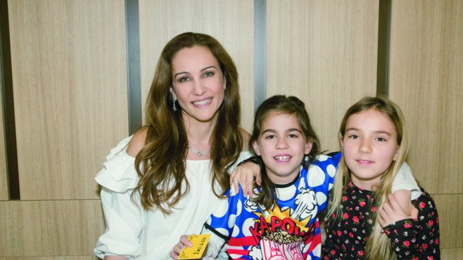 Радост Драганова: Дъщеря ми и детето на мъжа до мен са приятелки