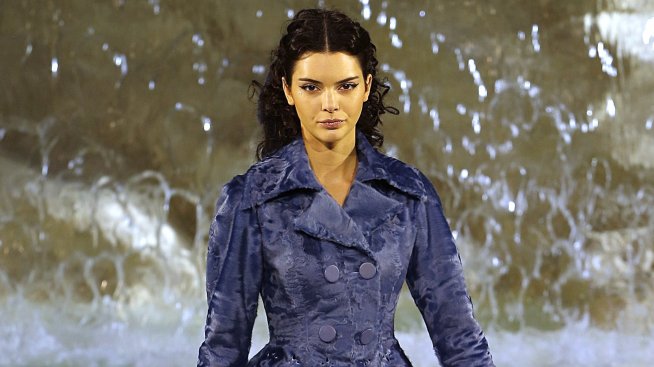 Висша мода 2016: 90 години Fendi