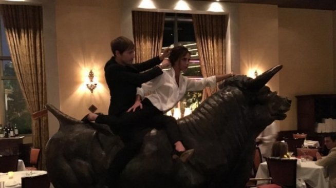 Виктория яхна бик в ресторант