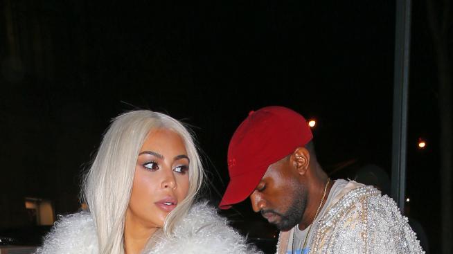 Ким пак стана платинена блондинка заради Кание