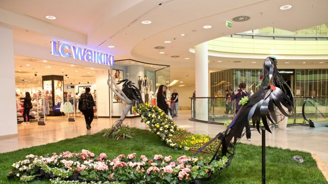 Приказни цветни градини в София