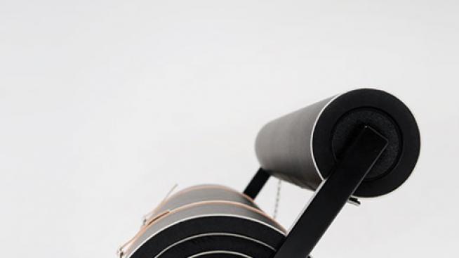 Легло, пейка, килим. В едно