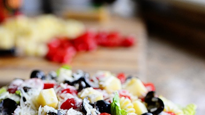 Салата от паста и песто