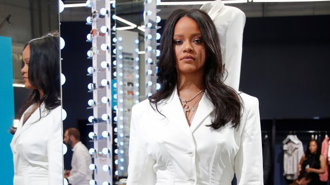 Риана мечтае за дете от арабския милиардер Джамил