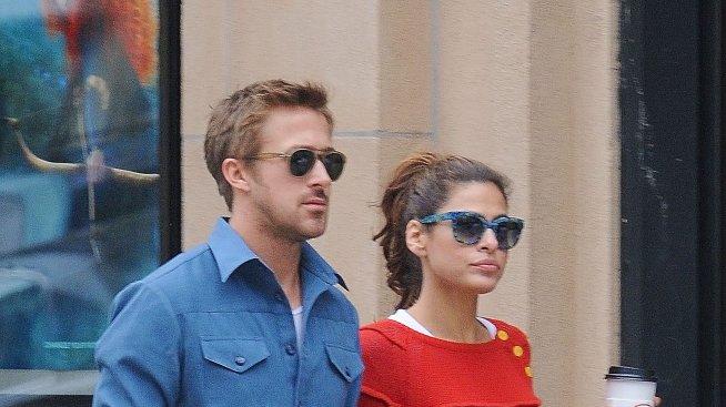 Райън Гослинг отказва да живее заедно с гаджето си Ева Мендес