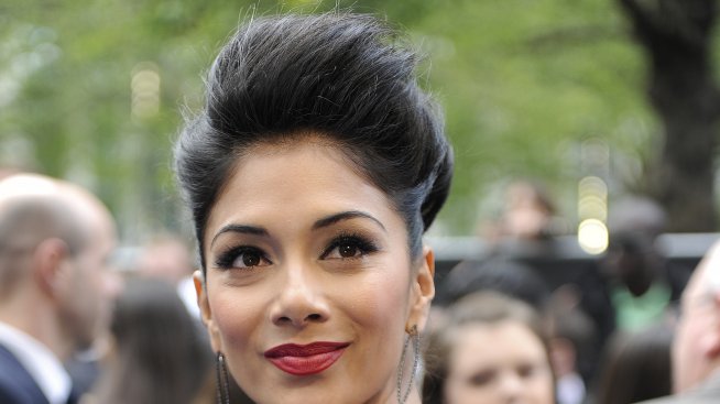 Как да имате рамене като на Никол Шерцингер