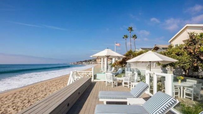 Срещу 100 000 долара на месец: На плажа в Малибу
