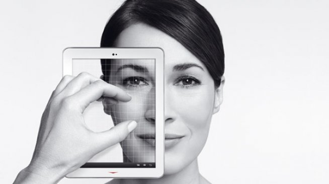 Нова концентрирана сила срещу загуба на обем и бръчки