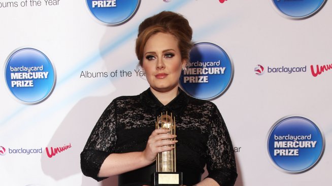 Адел простила на бившето си гадже