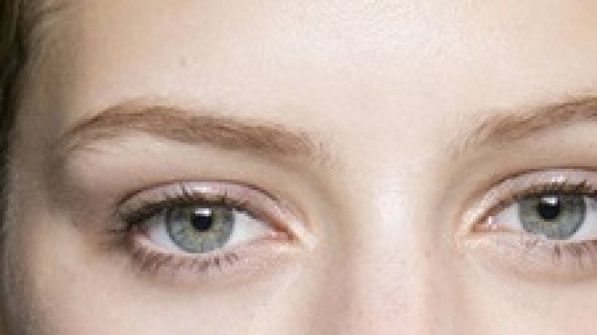 В аванс – част от грим тенденциите за пролет 2014